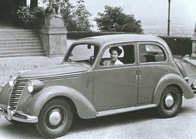 1100 E (1949 1953)